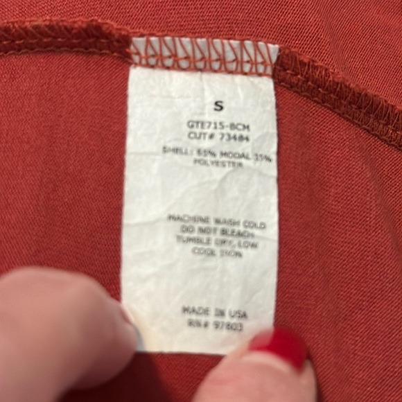 EUC Green envelope lattice sleeved top - Small - Picture 4 of 4